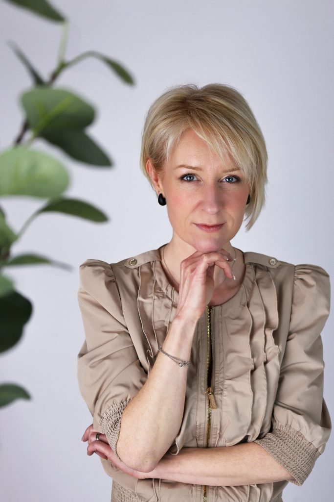 Caroline LOMBARD OBM spécialiste des systèmes d'organisation adapté